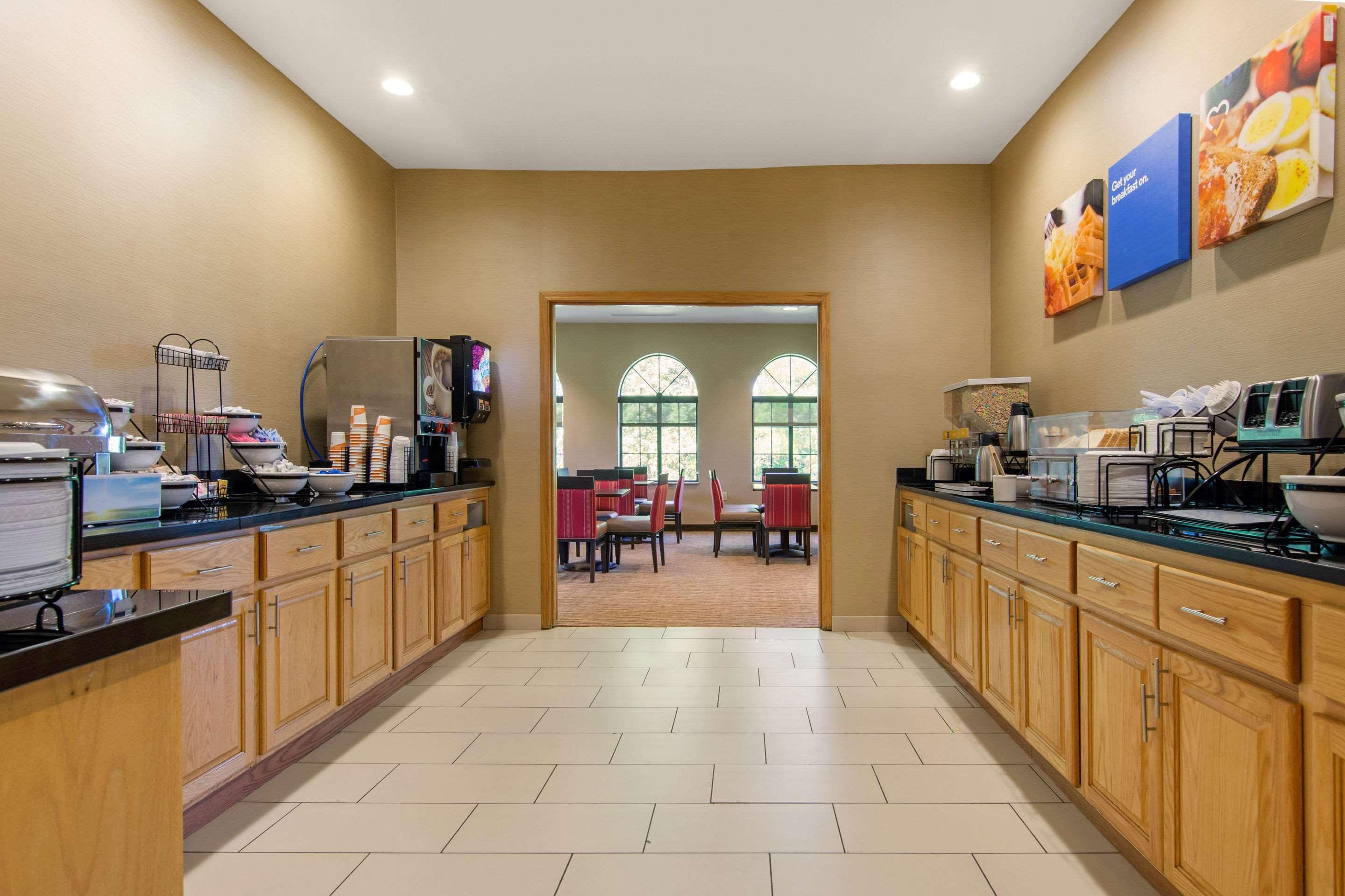 Comfort Inn & Suites Cooperstown - Milford Bagian luar foto