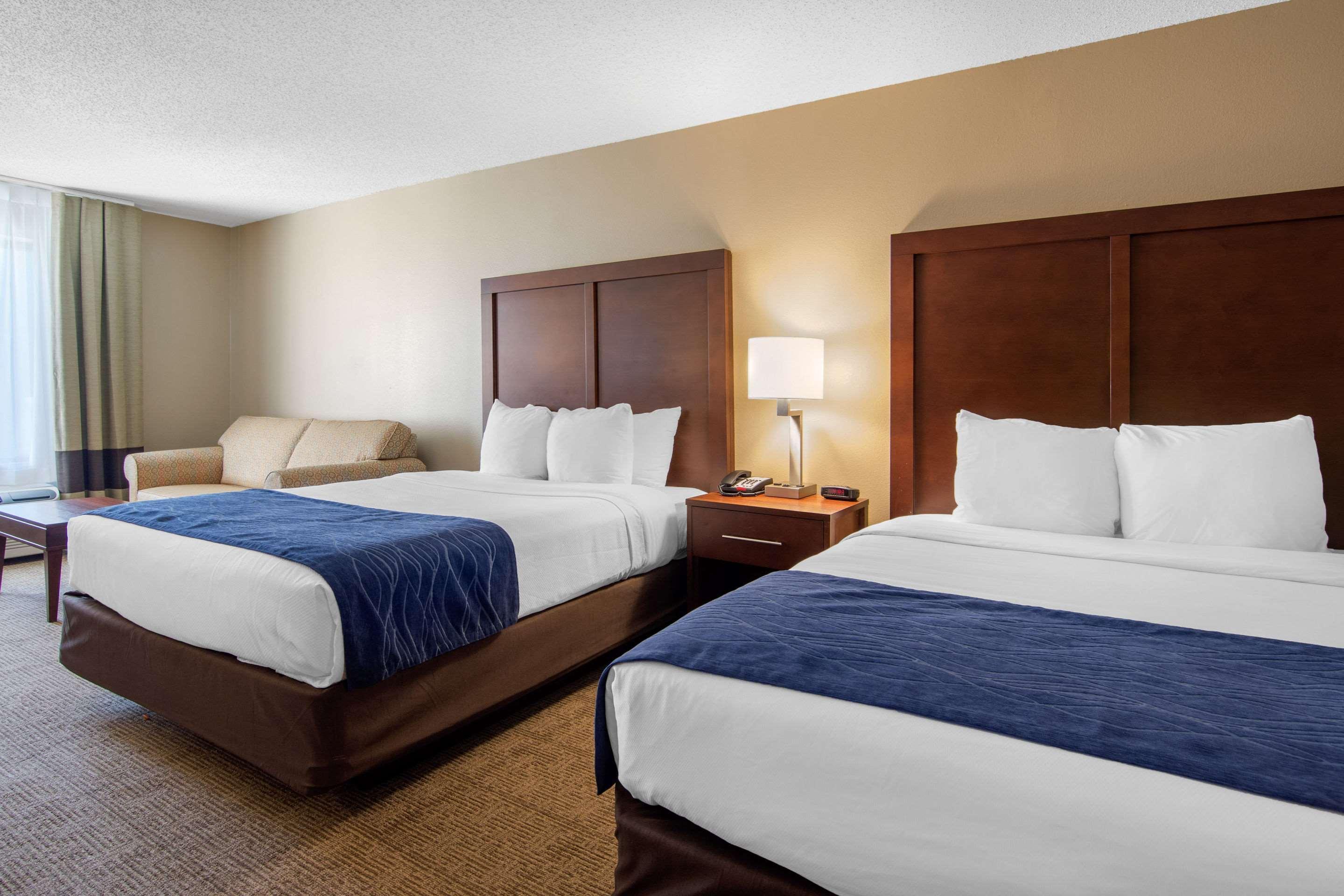 Comfort Inn & Suites Cooperstown - Milford Bagian luar foto