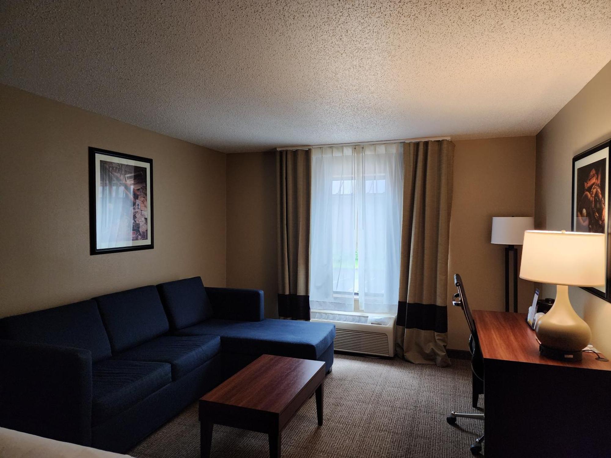 Comfort Inn & Suites Cooperstown - Milford Bagian luar foto