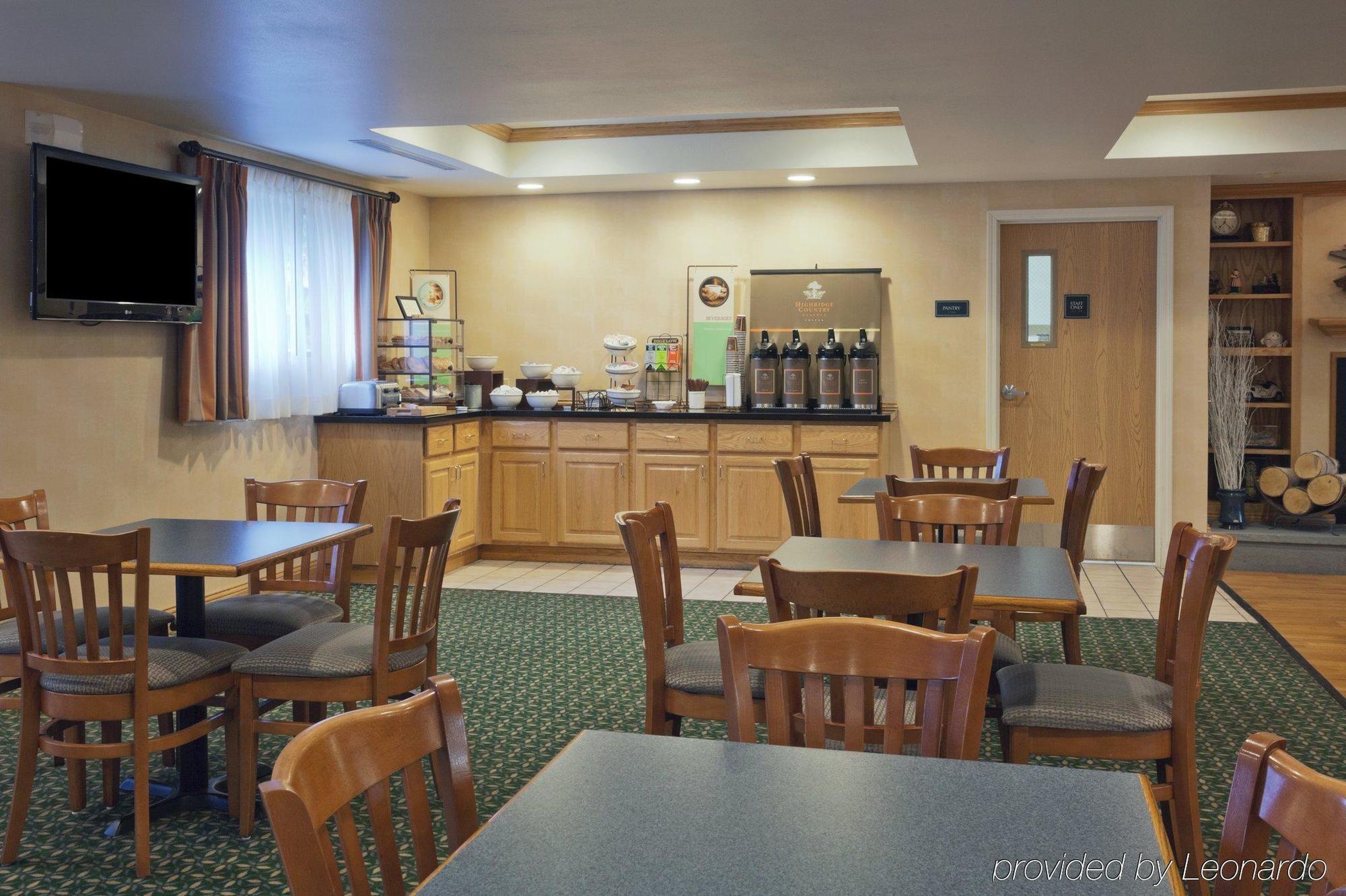 Comfort Inn & Suites Cooperstown - Milford Bagian luar foto